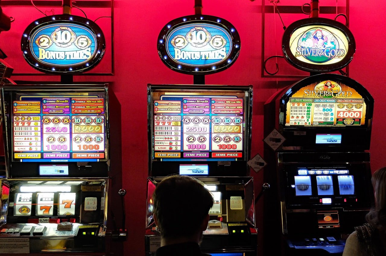 Fitur bonus slot Buanajitu free spin cascading reels buy feature jackpot progresif terbaik